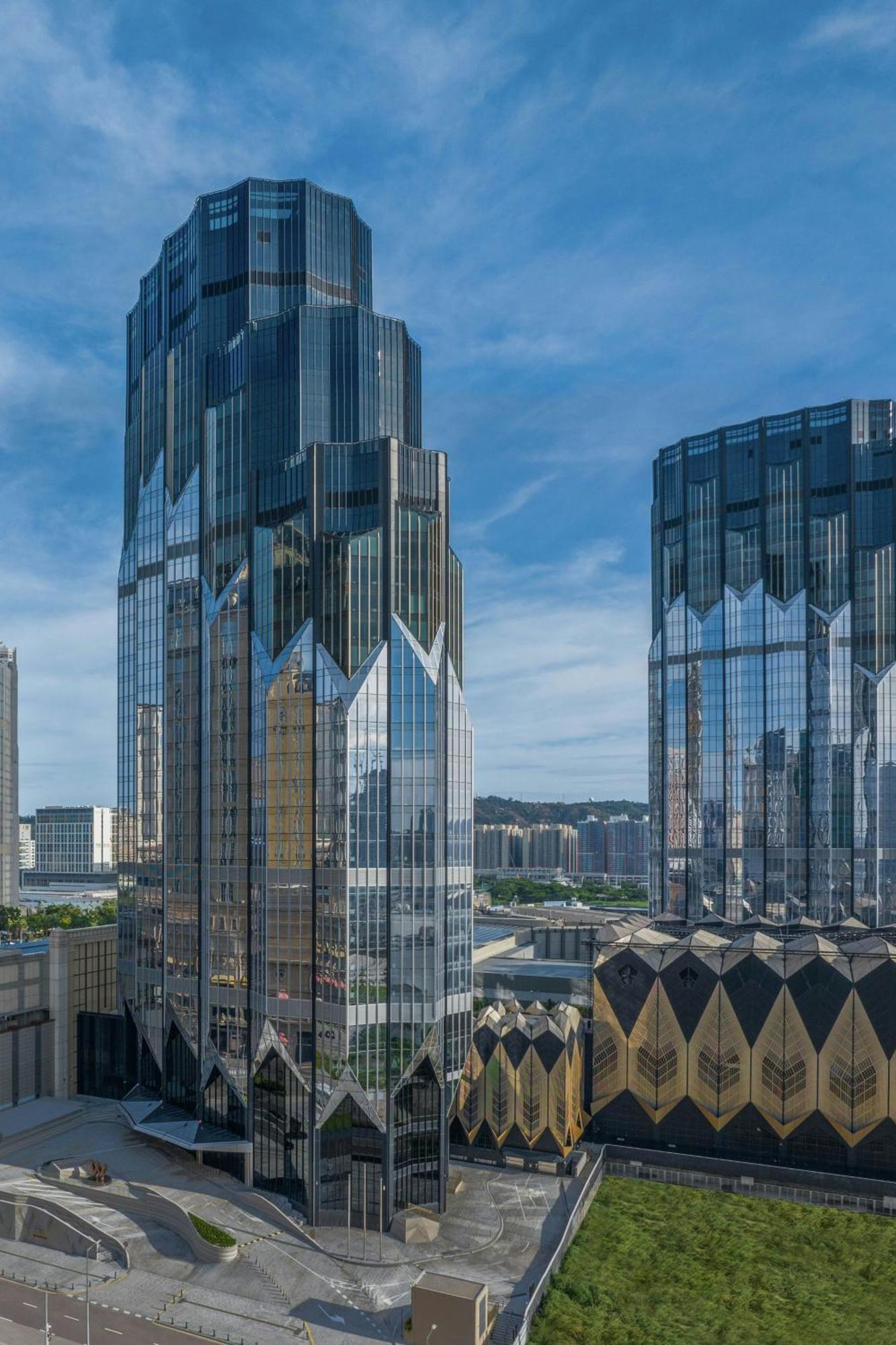 W Macau - Studio City Exterior foto The Pinnacle at The Park